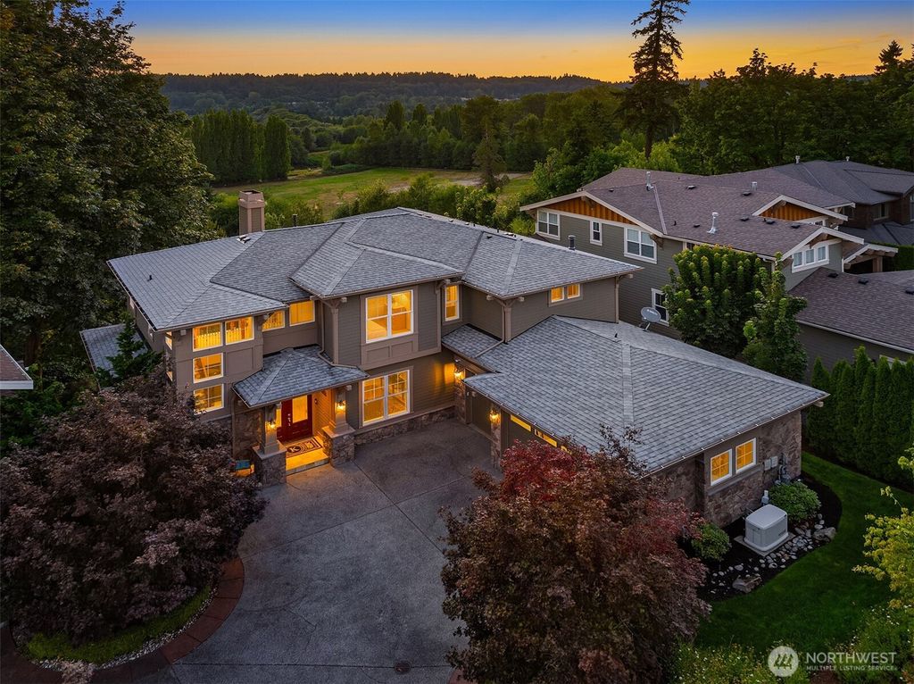15335 NE 106th Court, Redmond, WA 98052