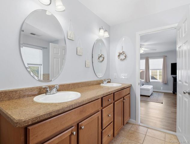 15 Revolution Road, Cold Spring, NY 10516