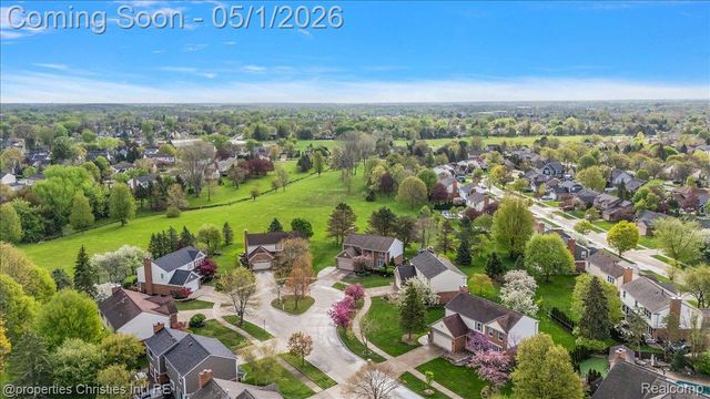 46481 E Oak Manor Court, Canton Charter Township, MI 48187