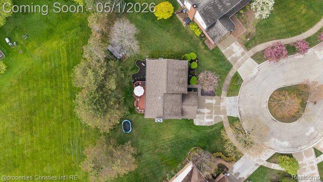 46481 E Oak Manor Court, Canton Charter Township, MI 48187