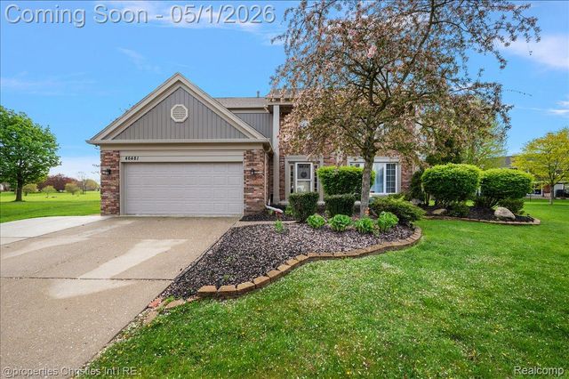 46481 E Oak Manor Court, Canton Charter Township, MI 48187