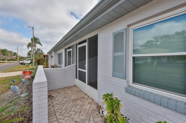 2617 LOCKSLEY STREET 253, Sun City Center, FL 33573