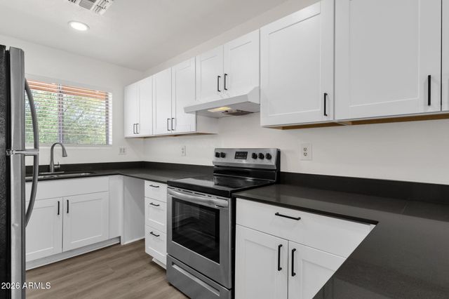 6454 E UNIVERSITY Drive 7, Mesa, AZ 85205