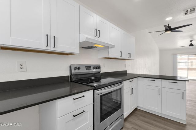6454 E UNIVERSITY Drive 7, Mesa, AZ 85205