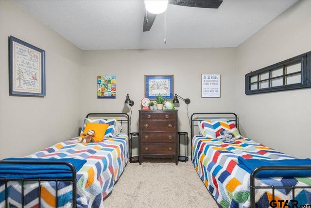 407 Briar Court, Overton, TX 75684