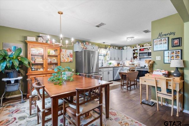 407 Briar Court, Overton, TX 75684