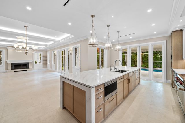 350 Seabreeze Avenue, Palm Beach, FL 33480