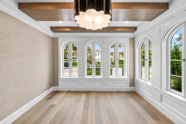 350 Seabreeze Avenue, Palm Beach, FL 33480