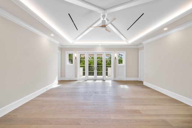 350 Seabreeze Avenue, Palm Beach, FL 33480