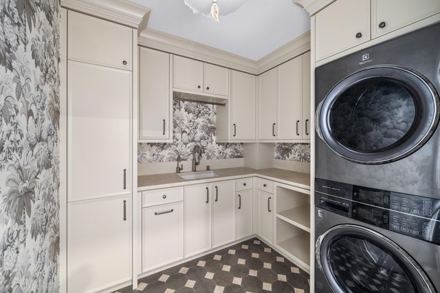 350 Seabreeze Avenue, Palm Beach, FL 33480