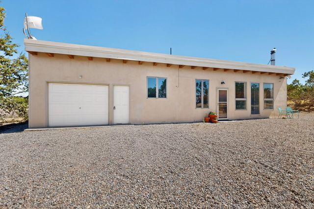 3 Gavilan Road, Santa Fe, NM 87508