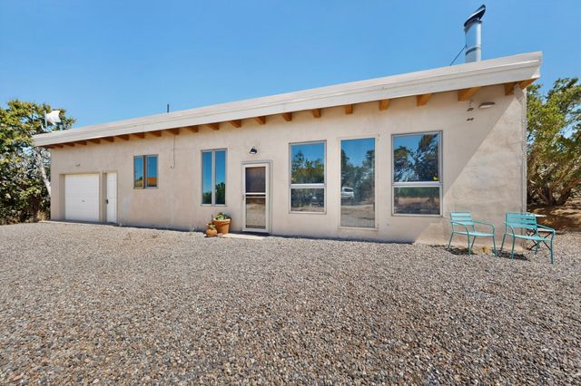 3 Gavilan Road, Santa Fe, NM 87508