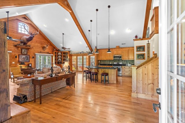 1124 Kingsburg Hwy., Johnsonville, SC 29555