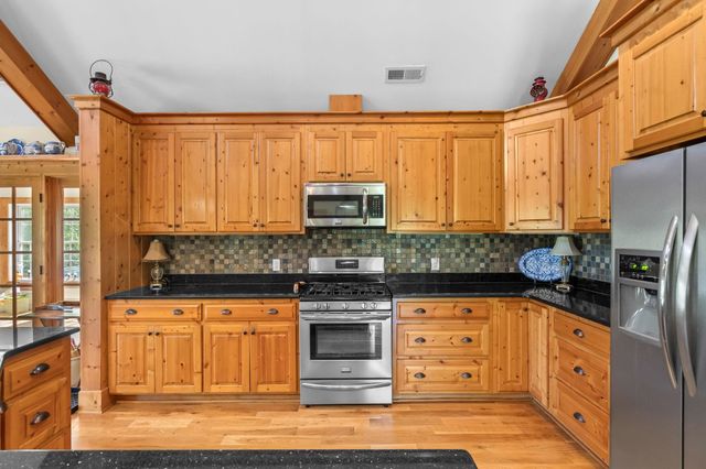 1124 Kingsburg Hwy., Johnsonville, SC 29555