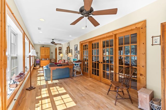 1124 Kingsburg Hwy., Johnsonville, SC 29555