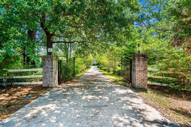 1124 Kingsburg Hwy., Johnsonville, SC 29555