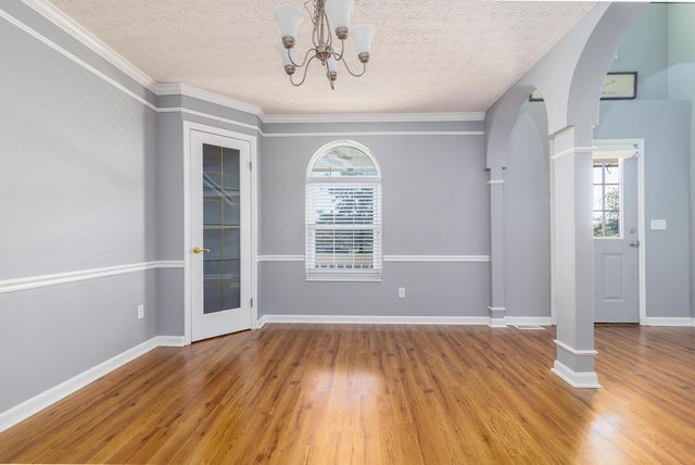 107 N Highview Boulevard, Pataskala, OH 43062