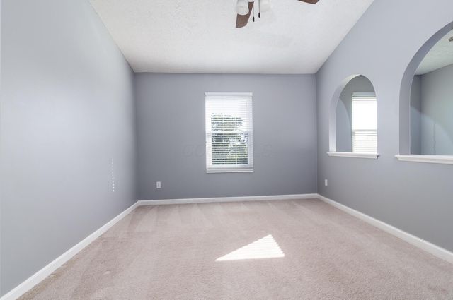 107 N Highview Boulevard, Pataskala, OH 43062