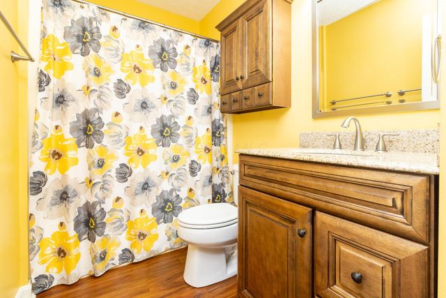 107 N Highview Boulevard, Pataskala, OH 43062