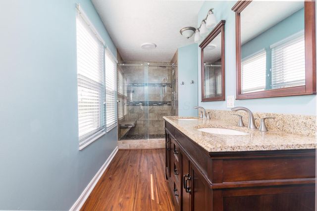 107 N Highview Boulevard, Pataskala, OH 43062