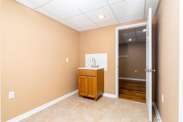 107 N Highview Boulevard, Pataskala, OH 43062