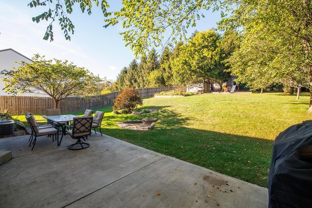 107 N Highview Boulevard, Pataskala, OH 43062