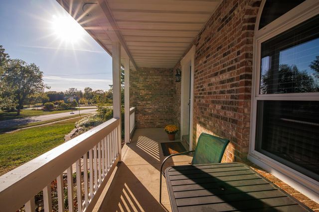 107 N Highview Boulevard, Pataskala, OH 43062