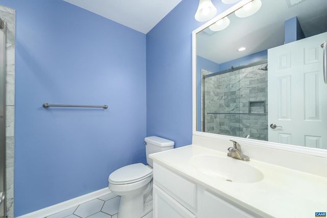 17 SEMINOLE TRL, Palmyra, VA 22963