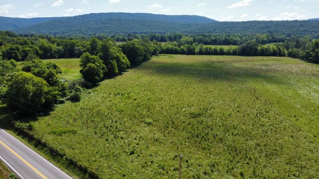 5600 SR 50, Pelham, TN 37366