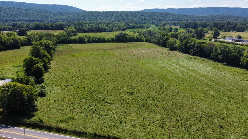 5600 SR 50, Pelham, TN 37366