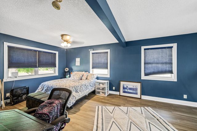 6764 W Broadway Avenue, Columbus, MN 55025