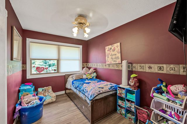 6764 W Broadway Avenue, Columbus, MN 55025
