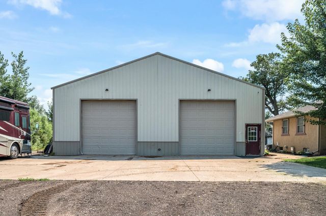 6764 W Broadway Avenue, Columbus, MN 55025