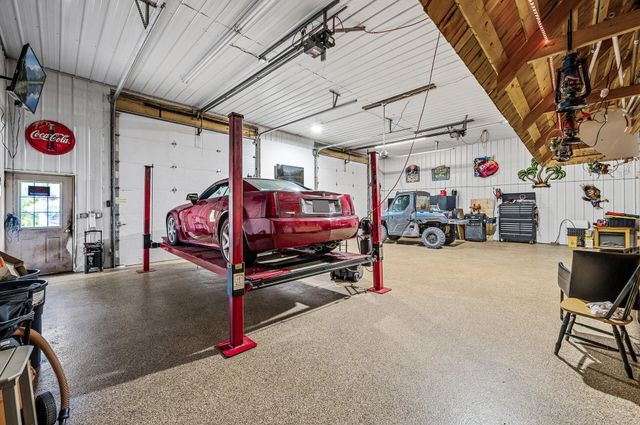 6764 W Broadway Avenue, Columbus, MN 55025