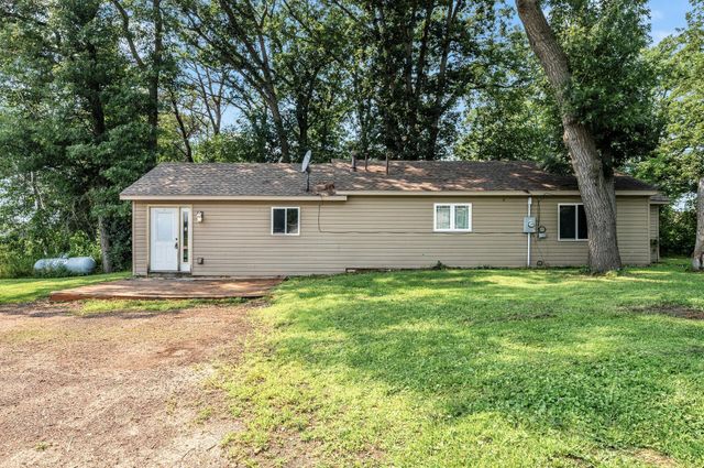 6764 W Broadway Avenue, Columbus, MN 55025