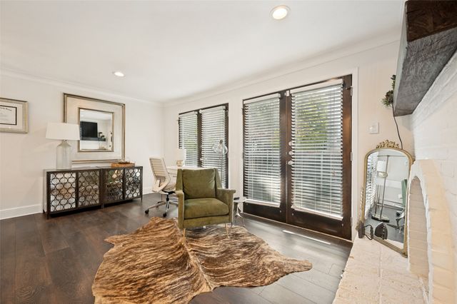 5904 Sandhurst Lane 149, Dallas, TX 75206