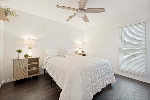 5904 Sandhurst Lane 149, Dallas, TX 75206