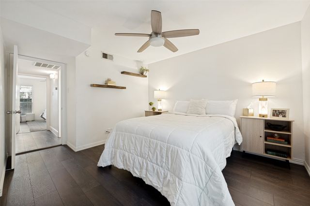 5904 Sandhurst Lane 149, Dallas, TX 75206