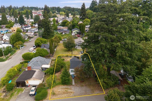 3640 W C Street, Bremerton, WA 98312