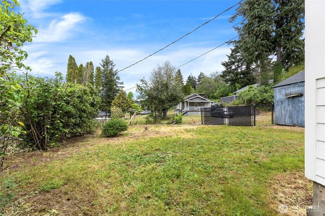 3640 W C Street, Bremerton, WA 98312