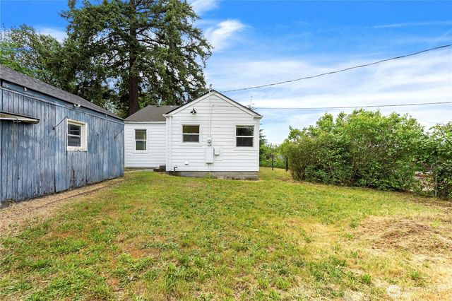 3640 W C Street, Bremerton, WA 98312
