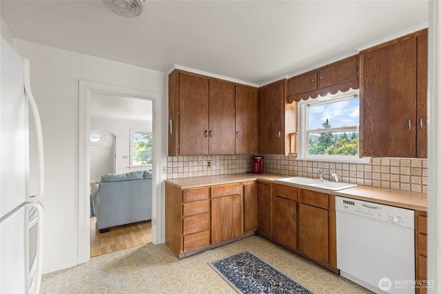 3640 W C Street, Bremerton, WA 98312
