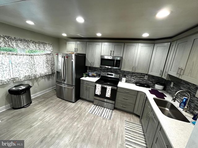 3207 ANCONA RD, Philadelphia, PA 19154