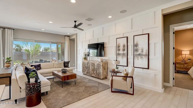 10921 N 163RD Drive, Surprise, AZ 85388