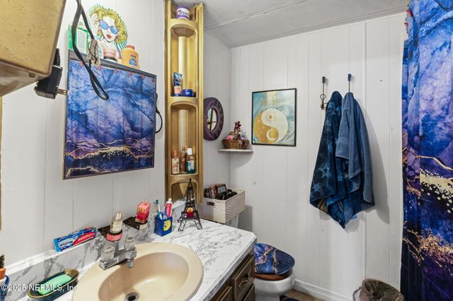 9945 LIGHT Avenue, Hastings, FL 32145