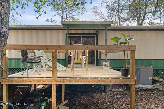 9945 LIGHT Avenue, Hastings, FL 32145