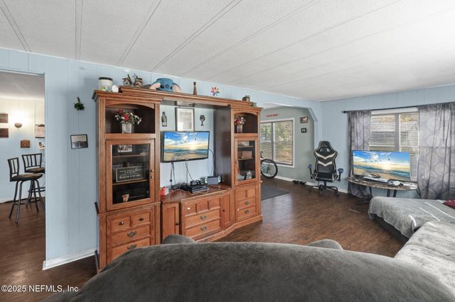 9945 LIGHT Avenue, Hastings, FL 32145