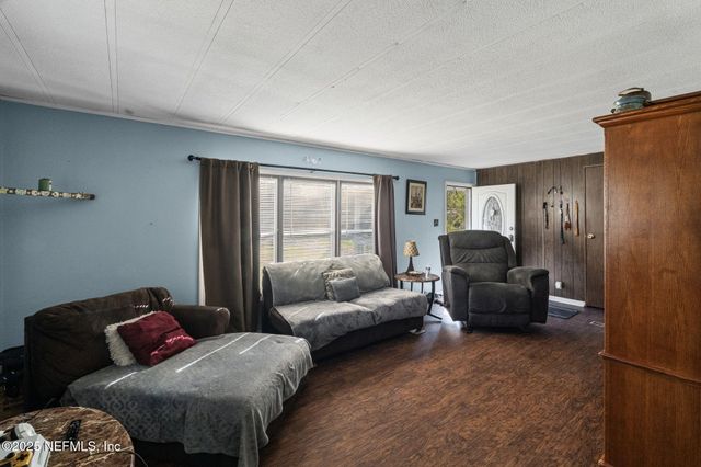 9945 LIGHT Avenue, Hastings, FL 32145