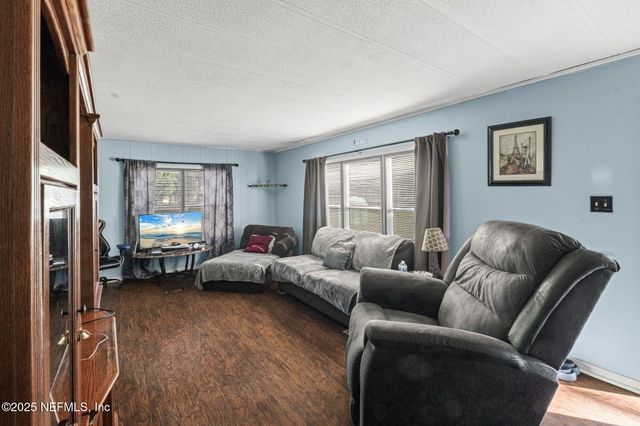 9945 LIGHT Avenue, Hastings, FL 32145