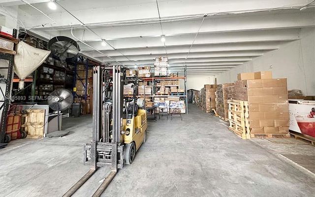 10200 NW 25th St 113, Doral, FL 33172